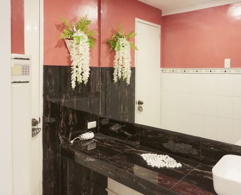 學校_宿霧_QQ_IT商務校區 洗手間 學校_宿霧_QQ_IT商務校區 洗手間